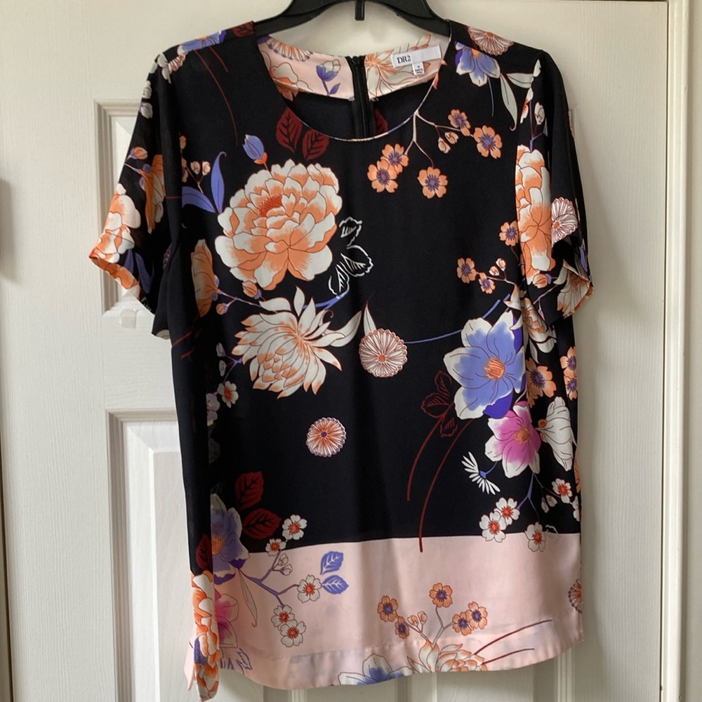 DR2 Black and Orange Graphic Short Sleeve Blouse